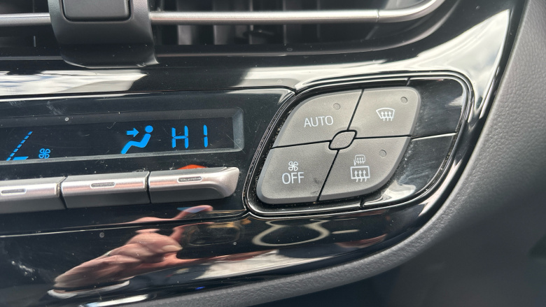 Toyota C-HR 1.8 Hybrid Icon 5dr CVT Hybrid Hatchback